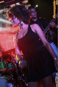 fernanda-fernandes-cantora-show